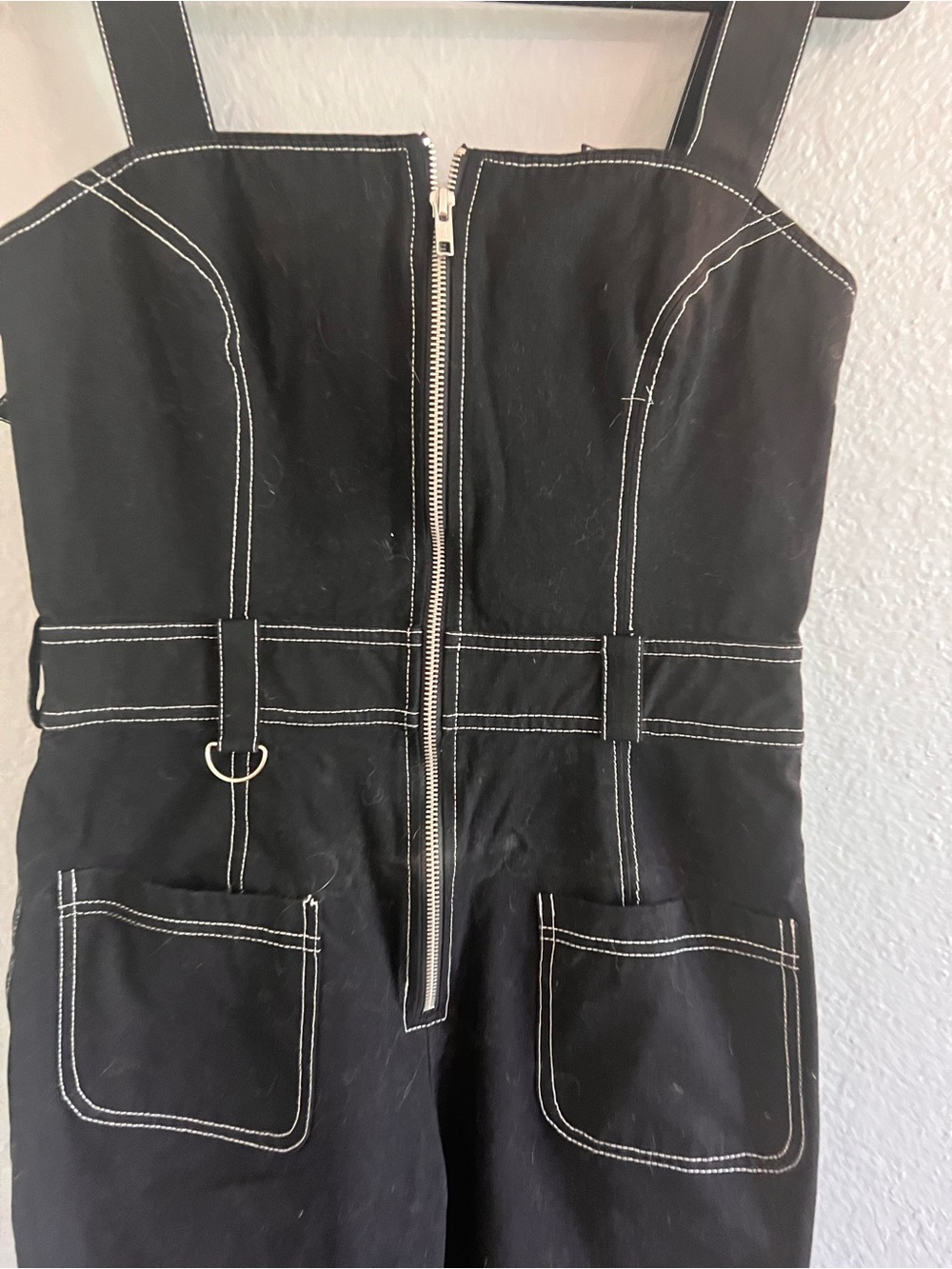 h:ours Black Zip-Front Jumpsuit with White Contrast Stitching - Picture 5 of 7